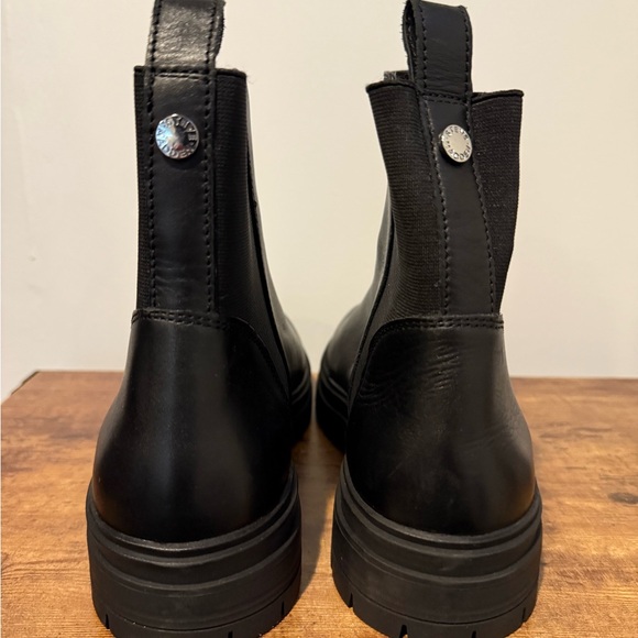 Steve Madden Chelsea Boots - Picture 3 of 3